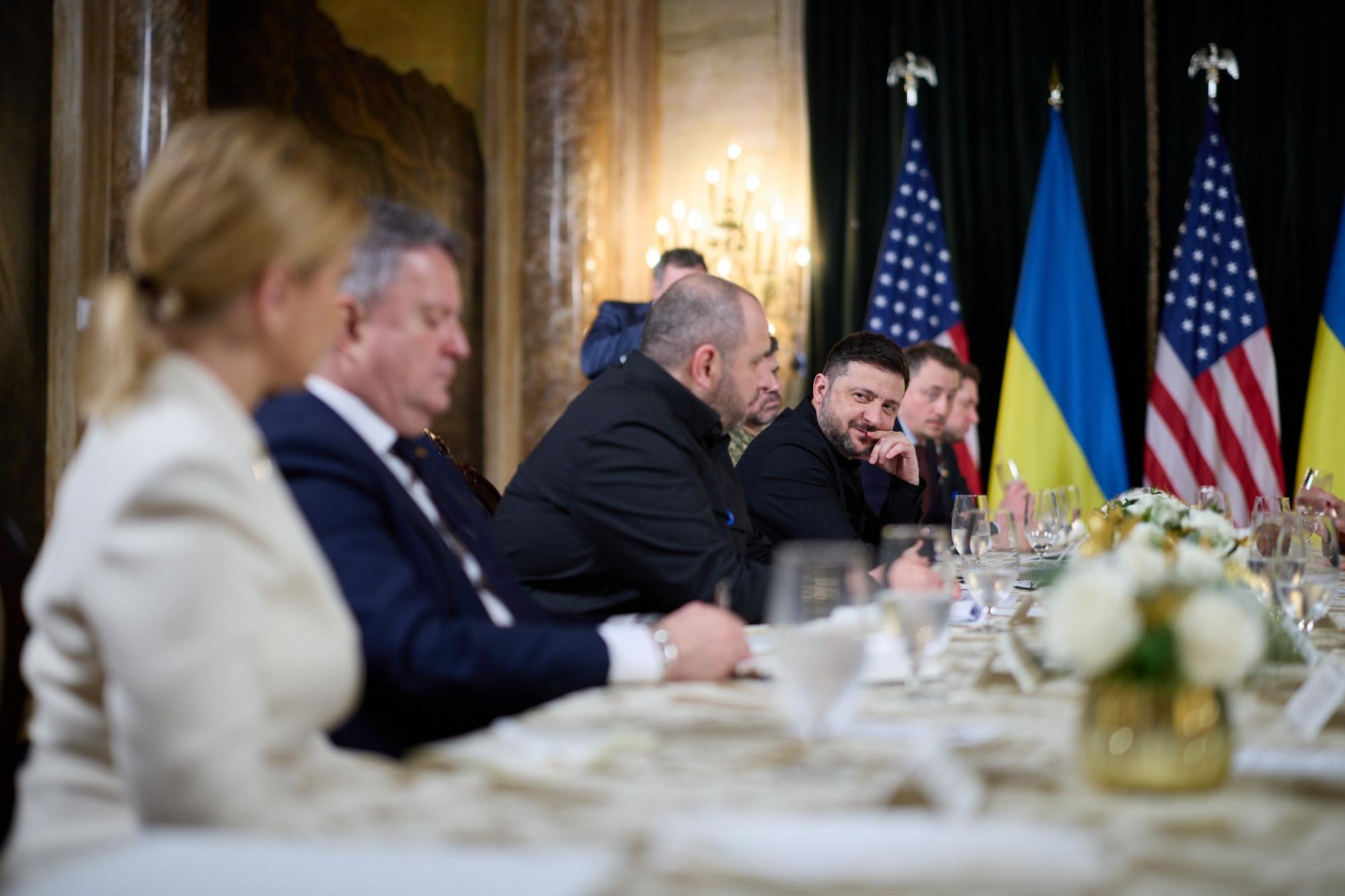 Зеленський: Україна хоче від США гарантії безпеки на 30-50 років, Трамп буде думати